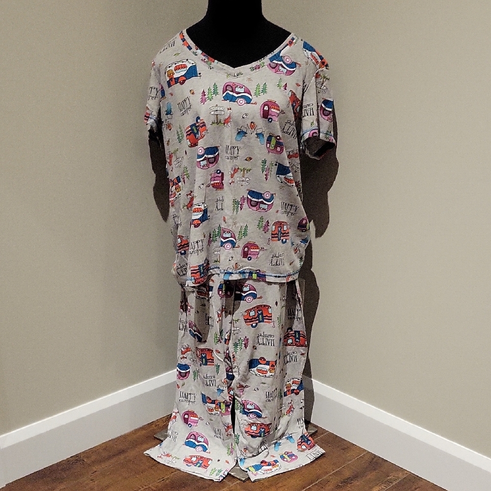 Secret Treasures Multicolor Pajama Set